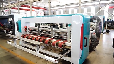 Plegadora encoladora automática